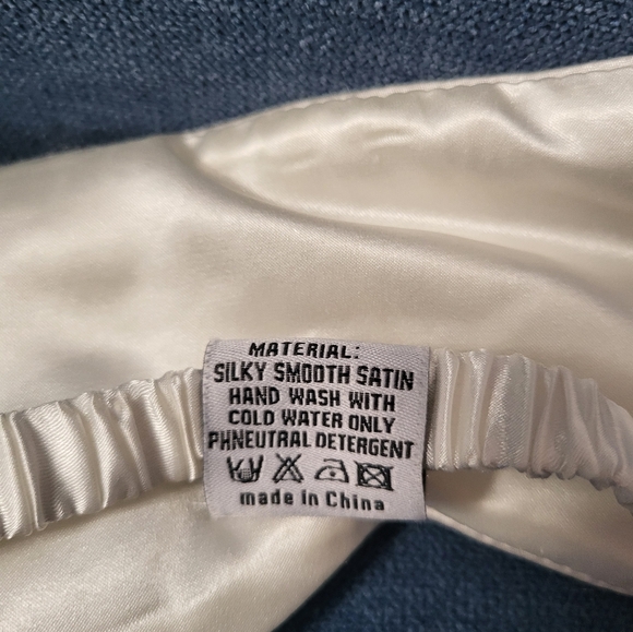 Cute Bridal accessories - Picture 6 of 8